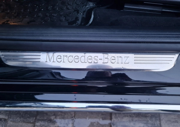 Mercedes-Benz Klasa E cena 123900 przebieg: 128000, rok produkcji 2017 z Końskie małe 781